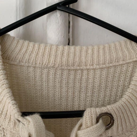 Sweater - Picture 6 of 6